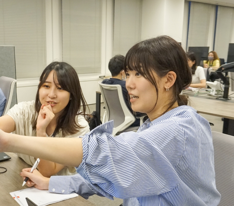 写真：業務の様子